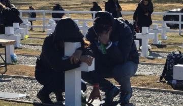 Imagen de Viajan a Malvinas familiares de soldados caídos en la guerra recientemente identificados