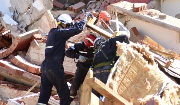 Imagen de Derrumbe en Villa Gesell: cómo es el operativo de rescate y qué se sabe de las víctimas