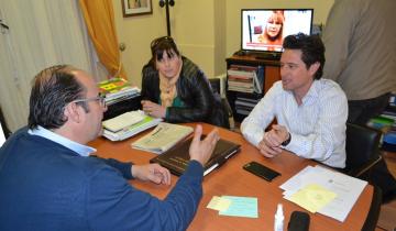 Imagen de Sánchez Zinny y Olivera trabajarán en un cronograma de obras para las escuelas de Tordillo