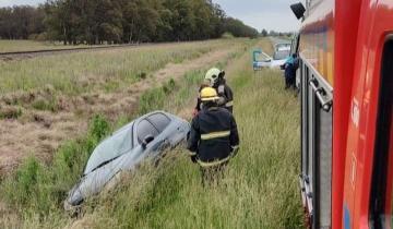 Imagen de Las Armas: un auto volcó al  circular por Ruta 2