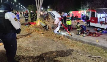 Imagen de Impacto en Mendoza: dos muertos y dos nenas graves tras un violento choque en Maipú