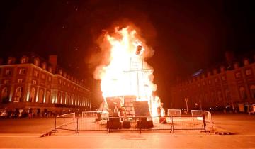 Imagen de Mar del Plata: luego de 2 años, volvió a arder la Falla Valenciana