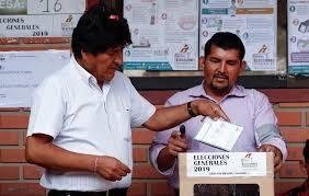 Imagen de A poco del cierre de los comicios, Bolivia continúa eligiendo a su futuro presidente