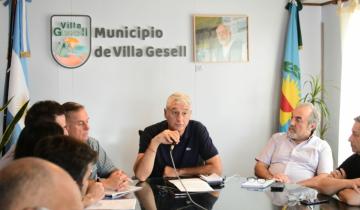 Imagen de Villa Gesell: qué implica la emergencia que Gustavo Barrera declaró en 11 áreas clave del Municipio