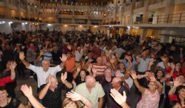 Imagen de Entre Ríos: más de 500 jubilados participaron de una fiesta clandestina