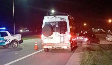 Imagen de Castelli: una joven fue atropellada por un auto al intentar cruzar a pie la Ruta 2