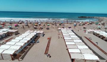 Imagen de Costa Atlántica: cuánto cuesta el alquiler de una carpa para la temporada si se paga en agosto