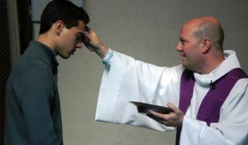 Imagen de Miércoles de Ceniza: qué es, cuándo se celebra y qué significa la cruz de ceniza en la frente