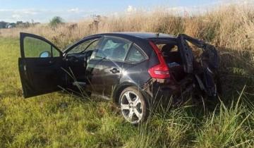 Imagen de Cuatro heridos tras un accidente entre un auto y un colectivo en Ruta 41