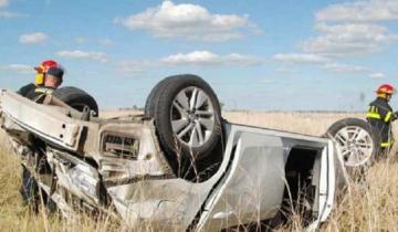 Imagen de Un intendente sufrió un fuerte vuelco en la ruta y de milagro salió sano y salvo