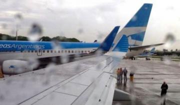 Imagen de Por la tormenta fue un día caótico en Ezeiza y Aeroparque