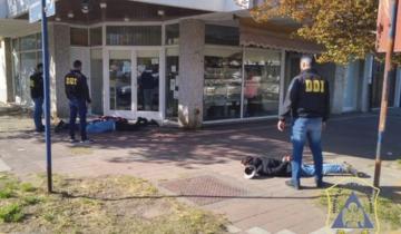 Imagen de Lo asaltaron a la salida de un boliche, quiso recuperar su celular y lo hirieron a machetazos