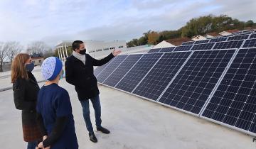 Imagen de La Costa sustentable: uno de los primeros edificios públicos de la Provincia con paneles solares para generar energía renovable