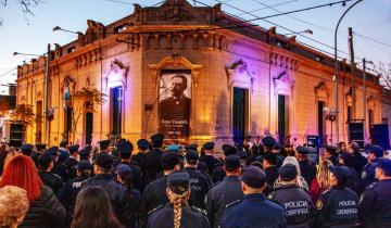 Imagen de Dolores: homenaje a Juan Vucetich, el hombre que eligió la ciudad y dejó una huella en el mundo