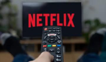 Imagen de Netflix anunció que eliminará la función que cobraba un extra para compartir la cuenta
