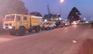 Imagen de Bomberos Voluntarios de Costa del Este y Villa Gesell son parte del operativo para controlar los incendios en Corrientes