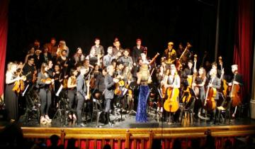 Imagen de La Orquesta-Escuela de Dolores se presenta en el Parque Termal