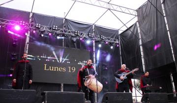 Imagen de A la espera de Lucas Sugo, hoy continúa la fiesta del aniversario de Dolores