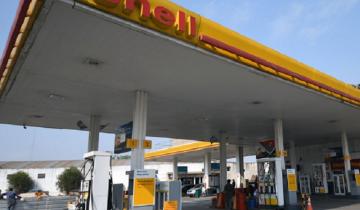 Imagen de Golpe al bolsillo: Shell aumentó el precio de sus combustibles e YPF podría seguir ese camino