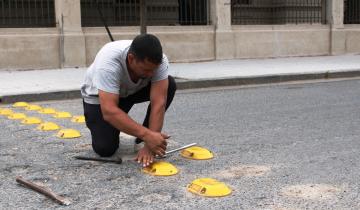 Imagen de Dolores: por qué el Municipio retira los reductores de velocidad de las esquinas de la ciudad