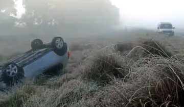 Imagen de La Región: un hombre murió tras volcar con su auto en la Ruta 74