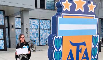 Imagen de La Torta Argentina de Dolores llegó a la mesa de la Scaloneta para celebrar el Día de la Independencia