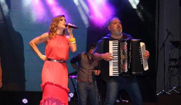 Imagen de Con un gran show de Soledad se cerró la primera noche de la Fiesta Nacional de la Guitarra