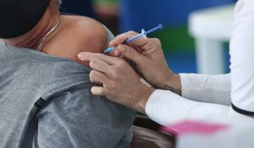 Imagen de Coronavirus: el gobierno bonaerense envió 350.00 turnos para primeras dosis de las vacunas pediátricas