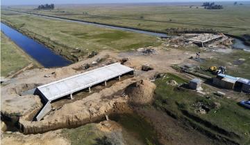 Imagen de La Provincia avanza en los trabajos para el reemplazo de puentes en Maipú