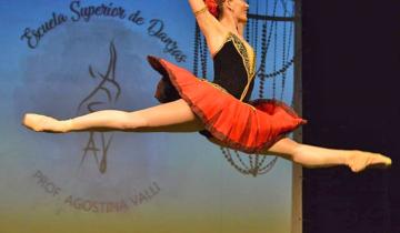 Imagen de Cómo siguen adelante las escuelas de danzas clásicas en tiempos de cuarentena