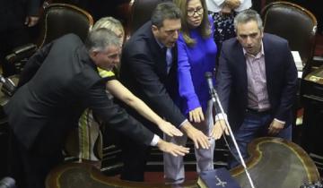 Imagen de Con Massa al frente de la Cámara, juraron los nuevos diputados