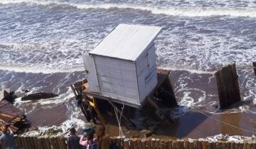 Imagen de La Costa Atlántica sufrió una histórica crecida del mar que generó numerosos problemas en varias localidades