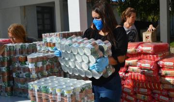 Imagen de La Costa: en abril se entregaron más de 15.000 módulos alimentarios en las instituciones educativas