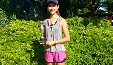 Imagen de Lara, la joven promesa del tenis femenino de Argentina: tiene 14 años y no para de crecer