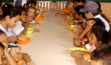 Imagen de Alertan por un preocupante porcentaje de malnutrición en niños que van a comedores