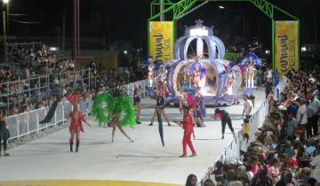 Imagen de Dolores: culminó con buen suceso el Carnaval del Sol y Etchevarren prometió que seguirá creciendo