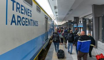 Imagen de Fin de semana extra largo: están en venta los pasajes de tren a Pinamar y Mar del Plata para octubre