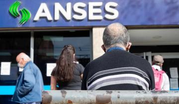 Imagen de Titulares de ANSES: quiénes cobran con aumento y aguinaldo en junio