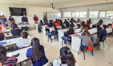 Imagen de Pinamar: implementan un sistema de prácticas laborales no obligatorias para alumnos de secundaria