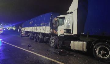 Imagen de Un camionero herido tras un accidente en la Ruta 2
