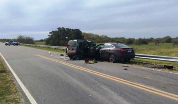 Imagen de Ruta 11: dos personas murieron tras un choque frontal