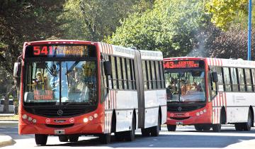 Imagen de La UTA anunció un paro total de micros desde mañana en todo el interior