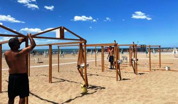 Imagen de Mar del Plata: desarmarán 900 carpas para aumentar el espacio disponible en las playas públicas