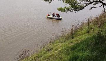 Imagen de Castelli: rescatan con vida a un menor que cayó  en un canal
