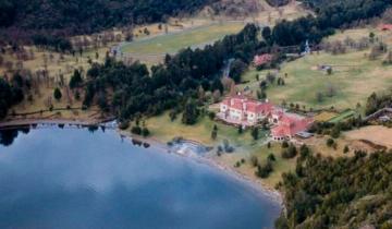 Imagen de La increíble mansión de Lewis en Lago Escondido