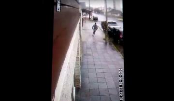 Imagen de Video: el momento en el que el hijo de un contador mató a un ladrón en Mar del Plata