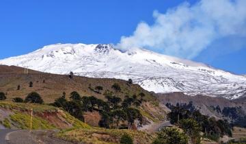 Imagen de Emiten alerta amarilla por el aumento de la actividad sísmica del volcán Copahue