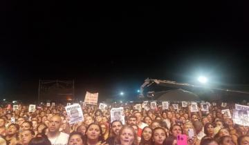 Imagen de En la Fiesta Nacional de la Guitarra la gente pidió justicia por Fernando Báez Sosa