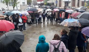 Imagen de Docentes de Dolores reclamaron por el caso de su compañera agredida por el padre de un alumno