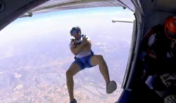 Imagen de Un youtuber murió cuando se filmaba realizando un salto en paracaídas